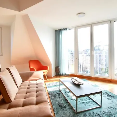 Appartement Grosse Dachgeschosswohnung Mit Balkon Im Belgischen Viertel *